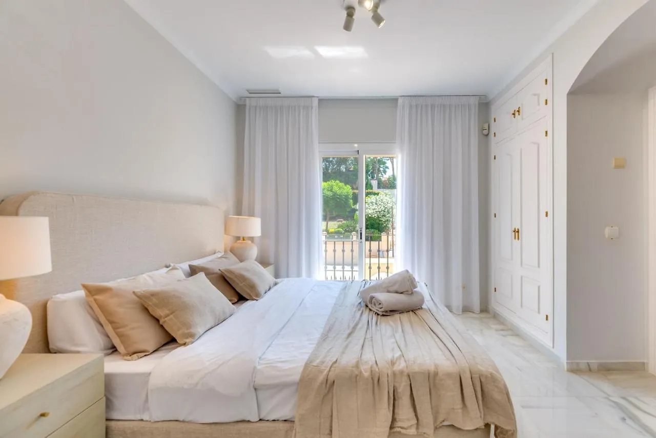 Vacation Marbella I Villa Nadal, Private Pool, Lush Garden, Best Beaches At Your Doorstep Spain